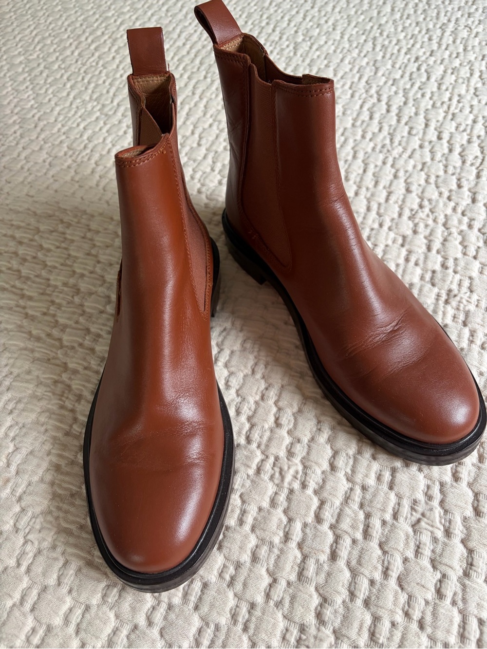 Madewell The Benning Chelsea Leather Booties